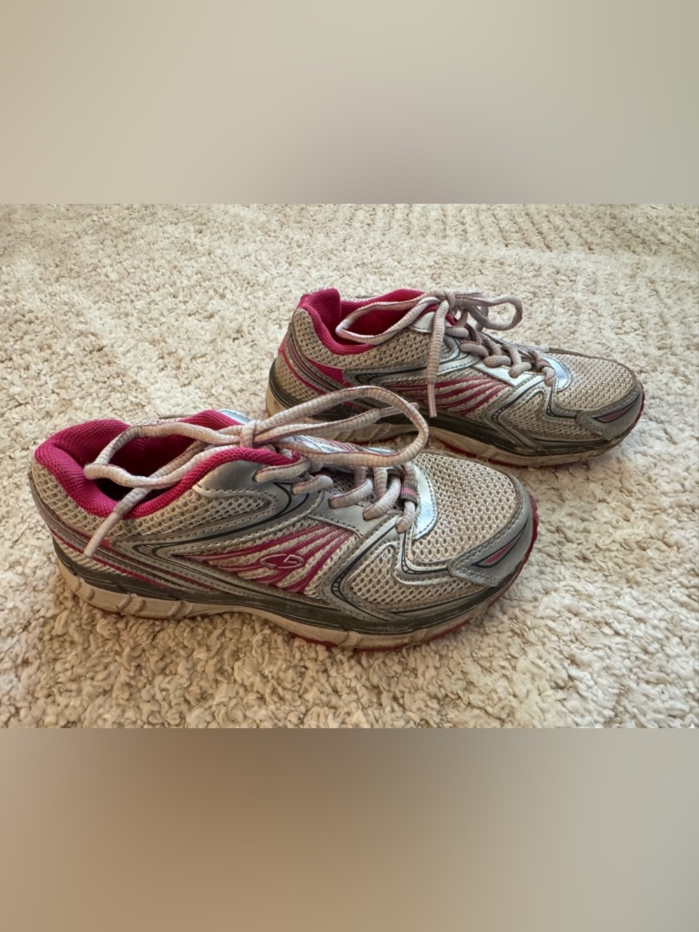 Champion Girls' Youth Size 1 pink athletic/tennis shoes